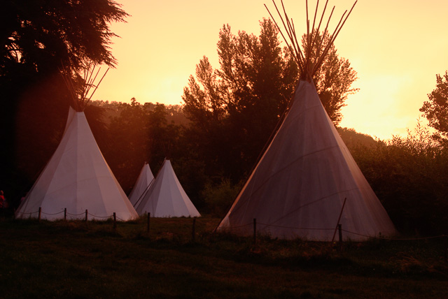 camping tipi