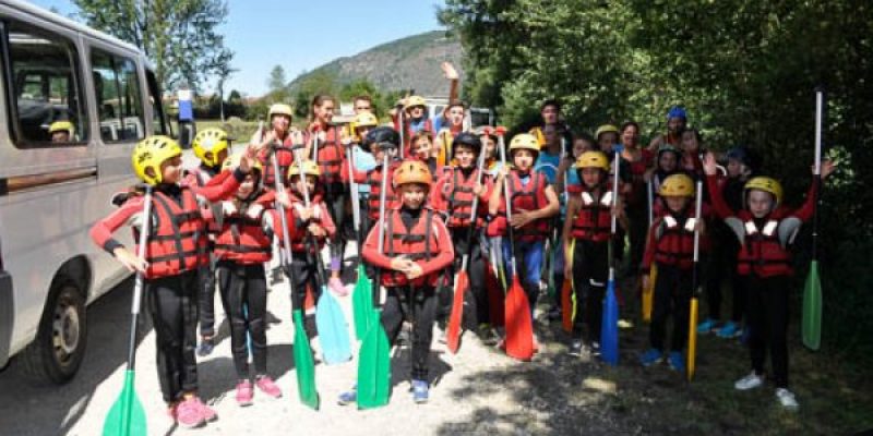 rafting-groupe-enfants-3-o8e1447gx84d4mxumr0l37cdkxoc21aat27isg92n4